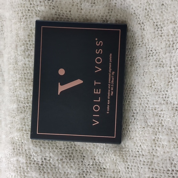 VIOLET VOSS 6 color eye shadow and pressed pigment palette, 7.8g/0.28oz - Picture 8 of 14